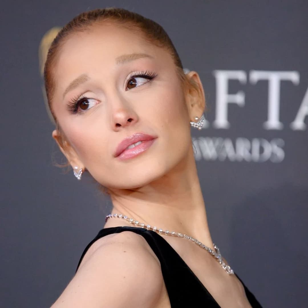 Ariana Grande 2025 face porn ?