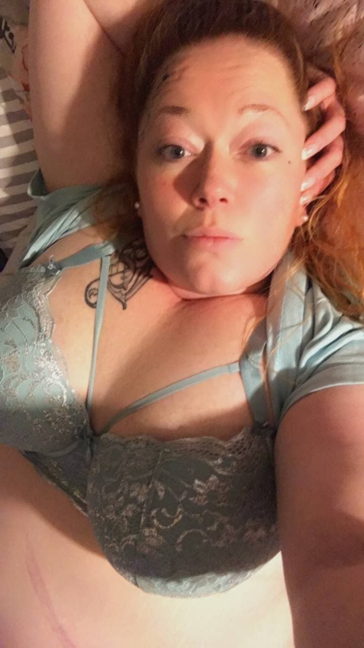 Click to view full size Redhead bbc slut