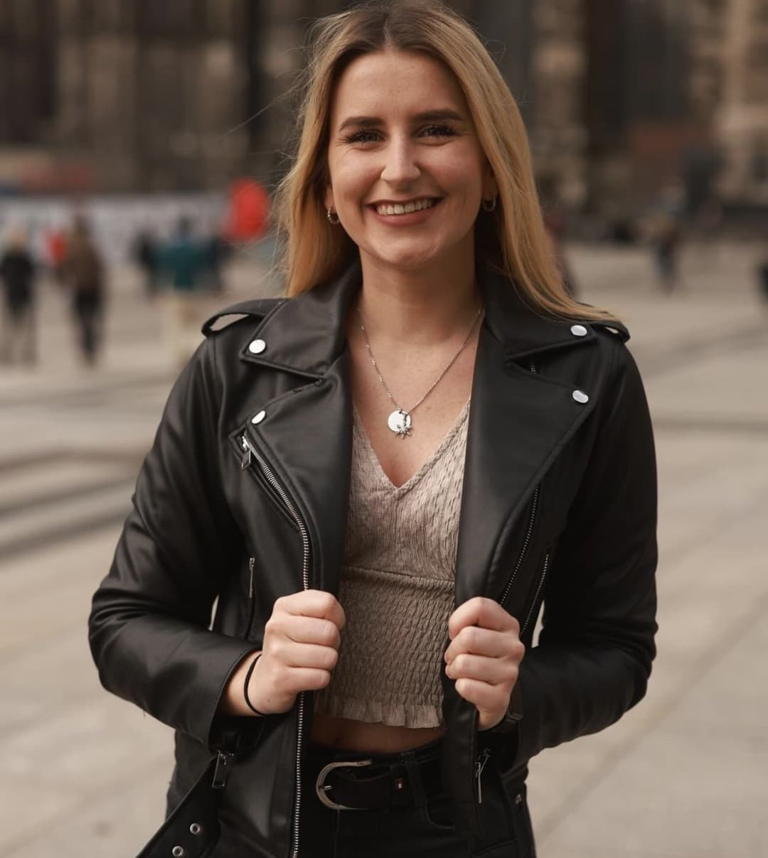 Click to view full size Flexible busty Slut Angela