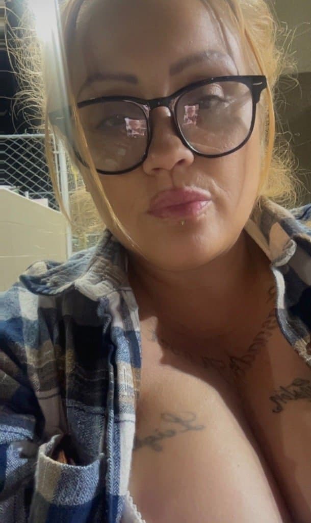 MUST WATCH CRAZY yelling orgasm mature mom 100% REAL MILF. Madura gritona nalgona casero