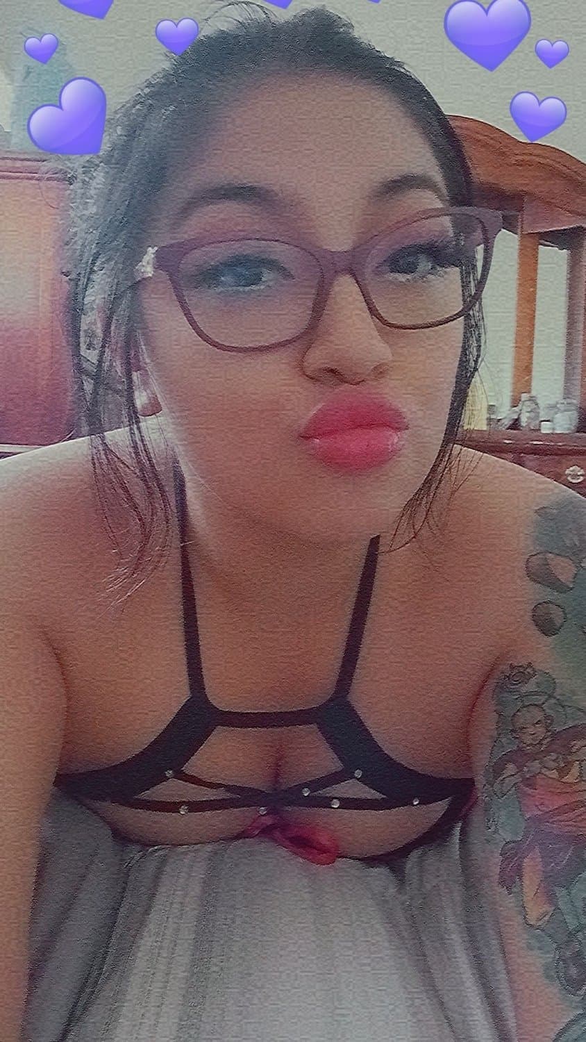 Webslut Winter Zarate Texas Barber