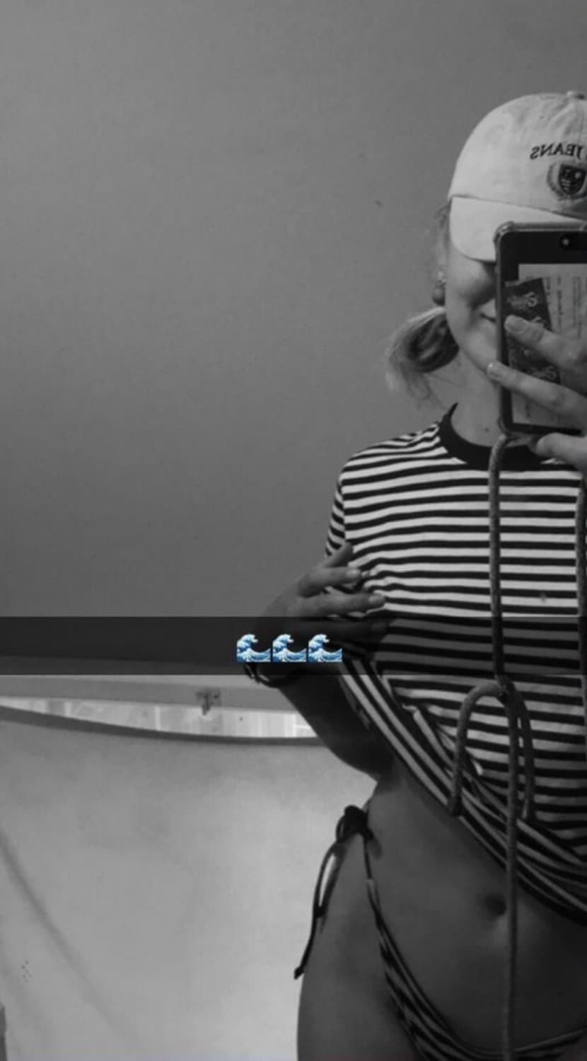 Ass and tits for free use