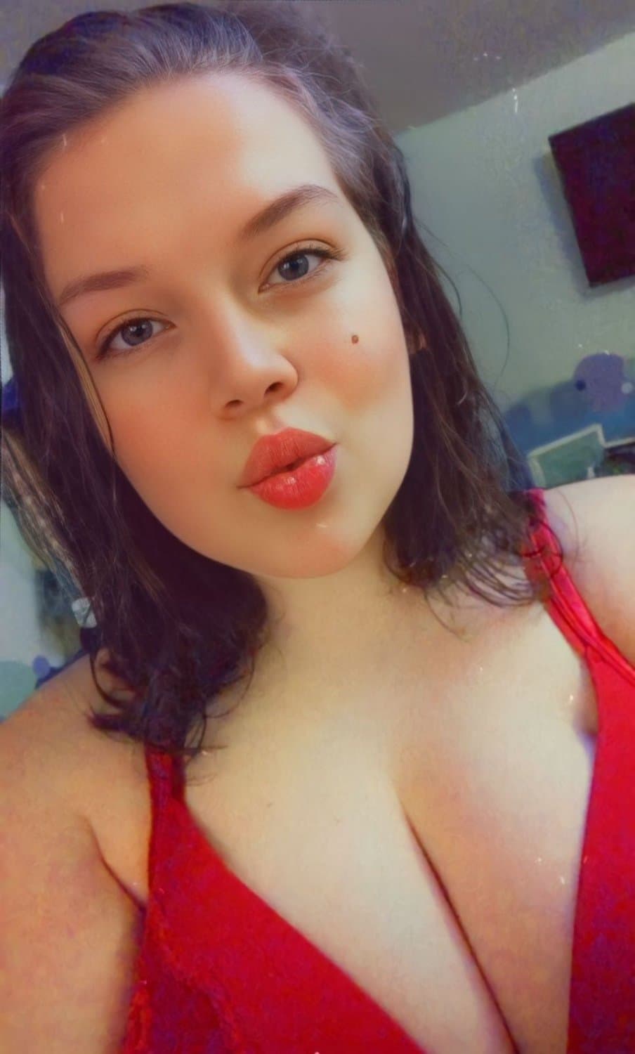 Please Fake/trib my GF for our Anniversary today. Kik Jakova8675409 for her nudes in exchange!