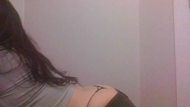 Neddy twigg I’ll fuck you silly, anyone know her? Tell her I want her to fuck her