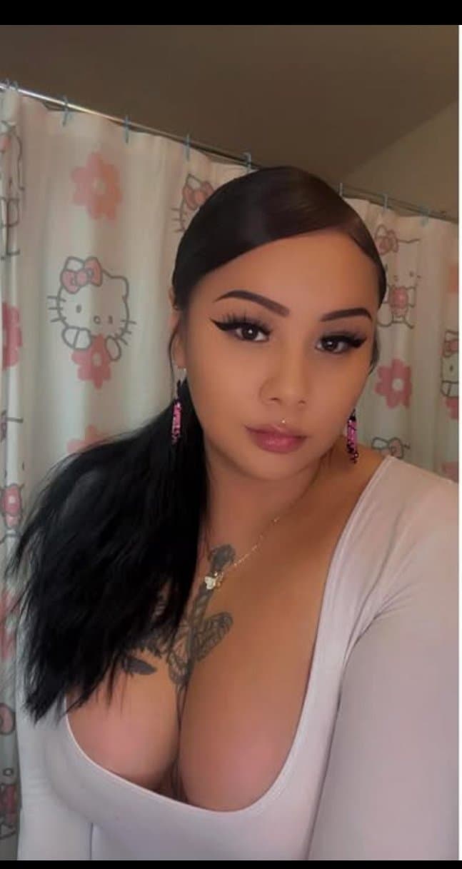 Looking for more of these chicks, Kayla dawn, Marissa and Larissa n raiessa prince and Kriss Spence.