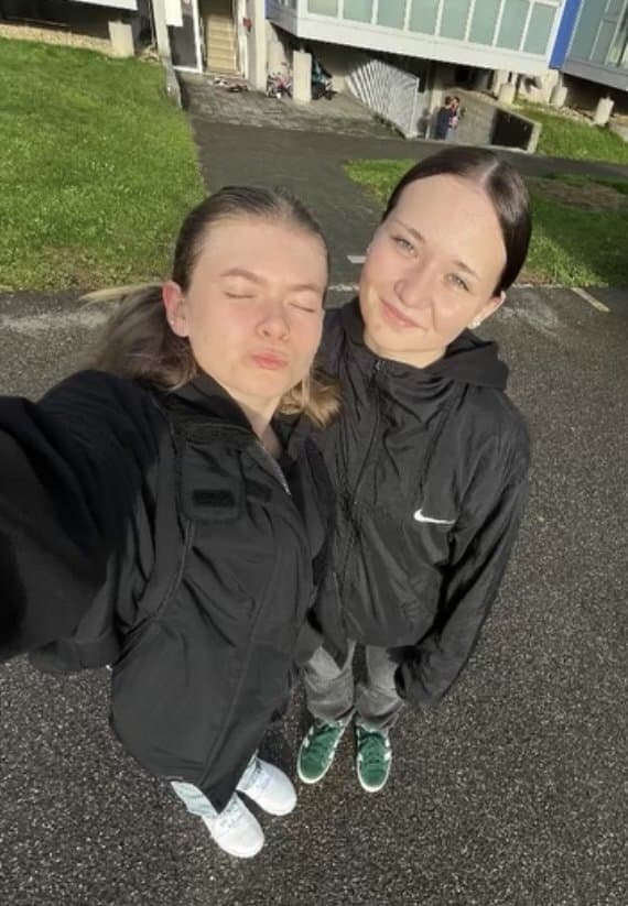 Hot swiss/italian ex girlfriend teen snapchat nudes leaked & her friend is hot.