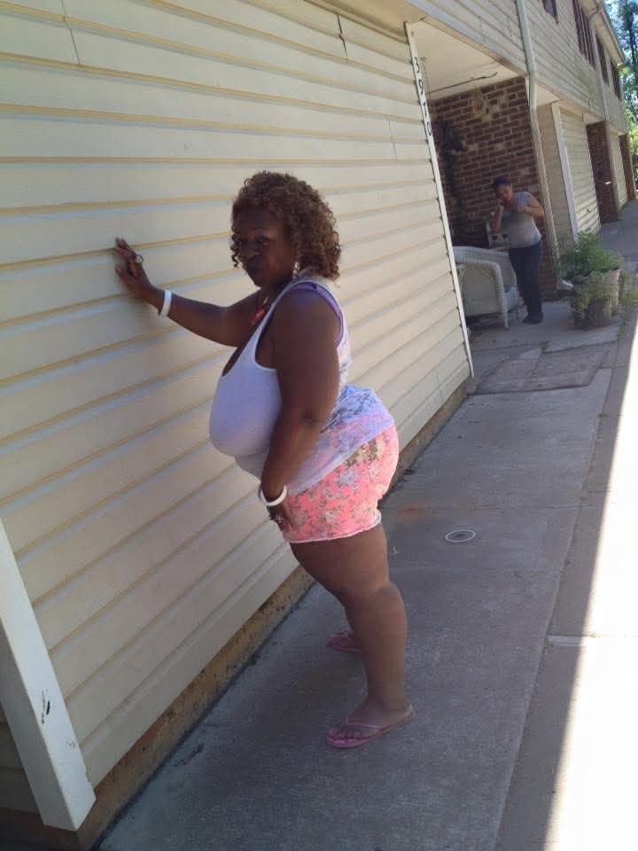 Click to view full size Jumbo Titty Ebony Bbw Milf That Only Bring That Project Pussy To The Table I Would Not Pull Out 58