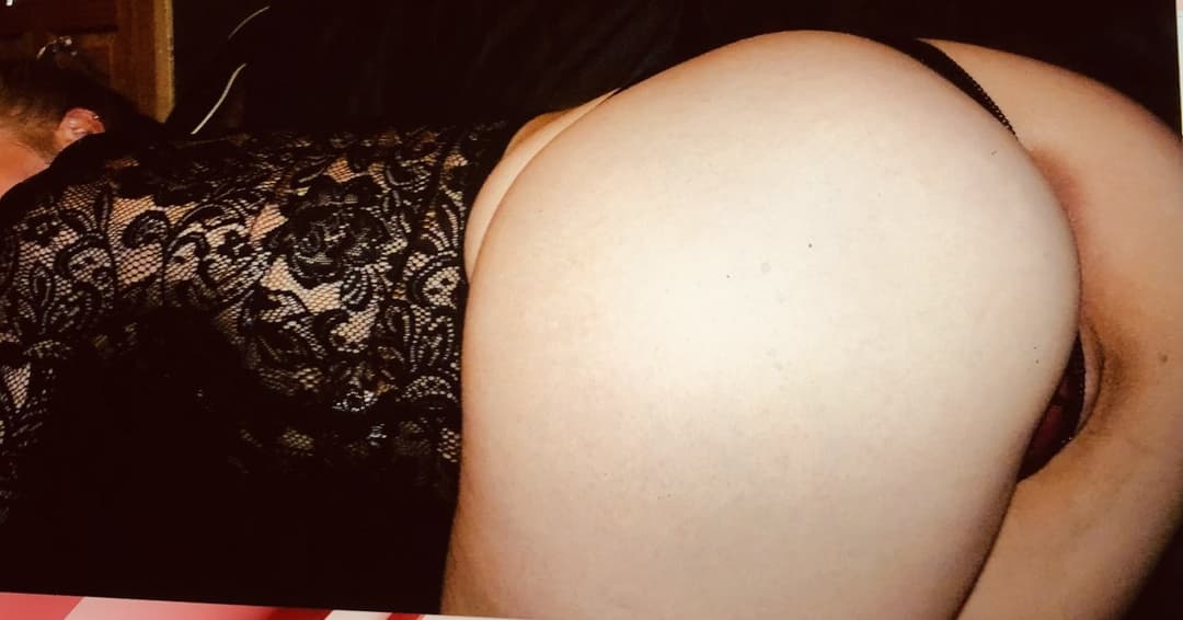 English milf fit tight gym body tattoos piercings