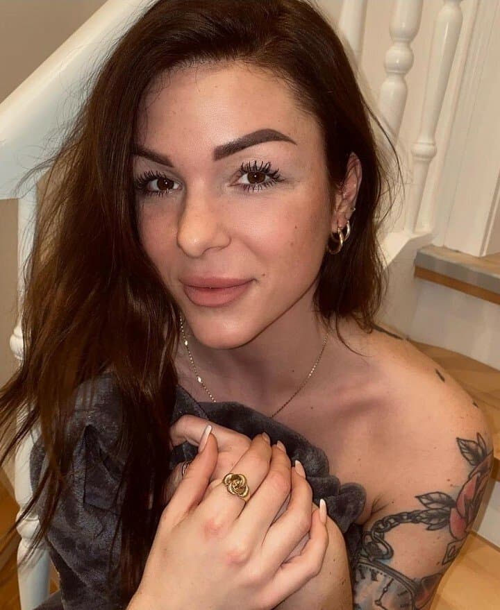 Carmela 31yo from Germany