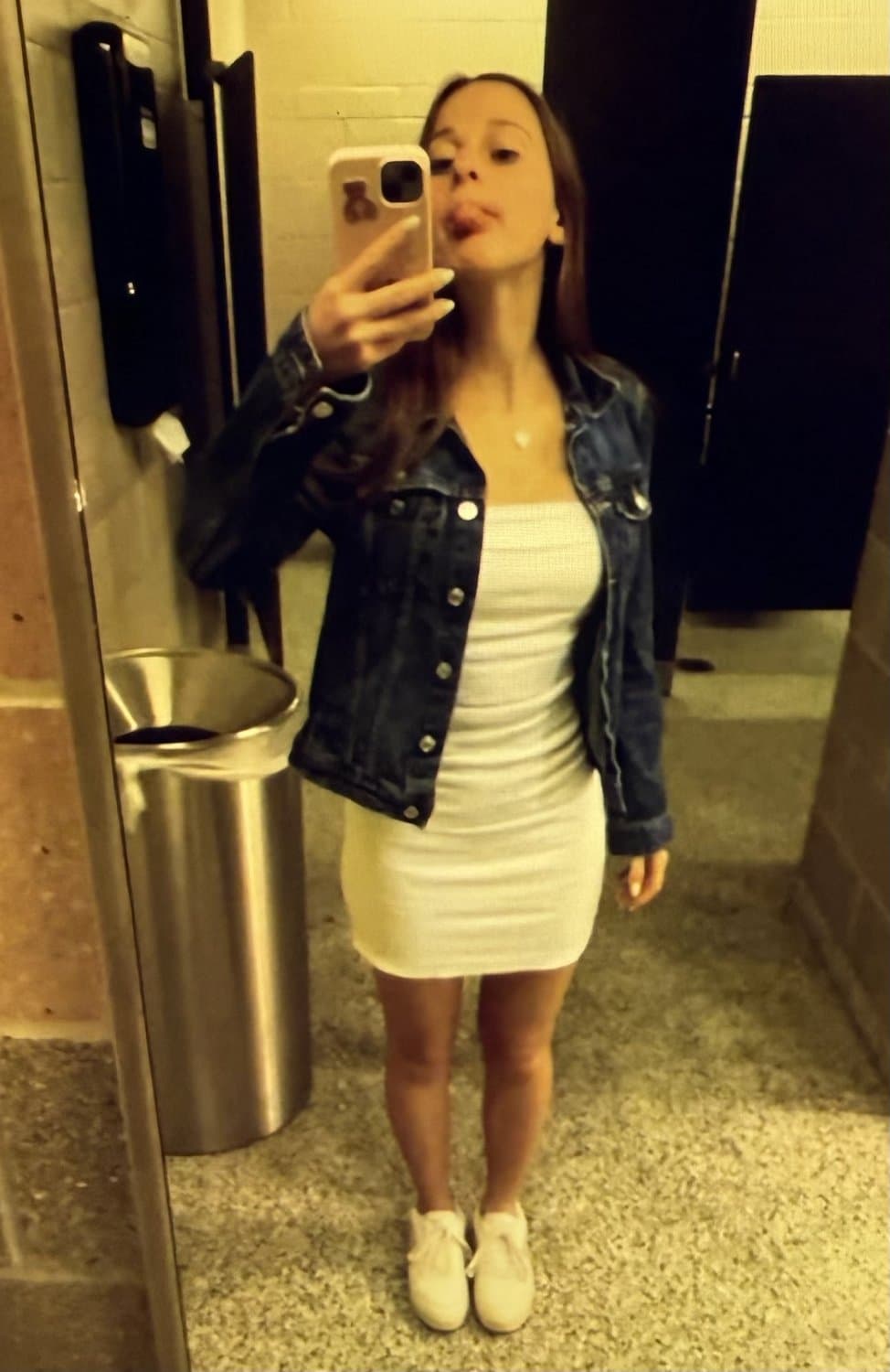 Big Tit 18 year old Sexy Slut Andi