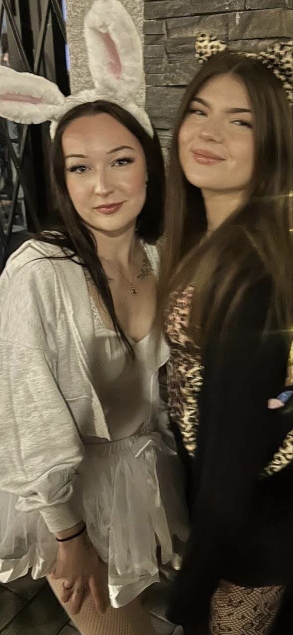 Look at this dumb clown fuck toy bitch is so dumb and stretched out she begs for cock