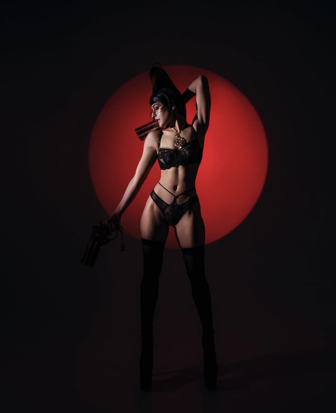 Spicy Witch Bayonetta. Stunning Hips & Long Legs. Cosplay