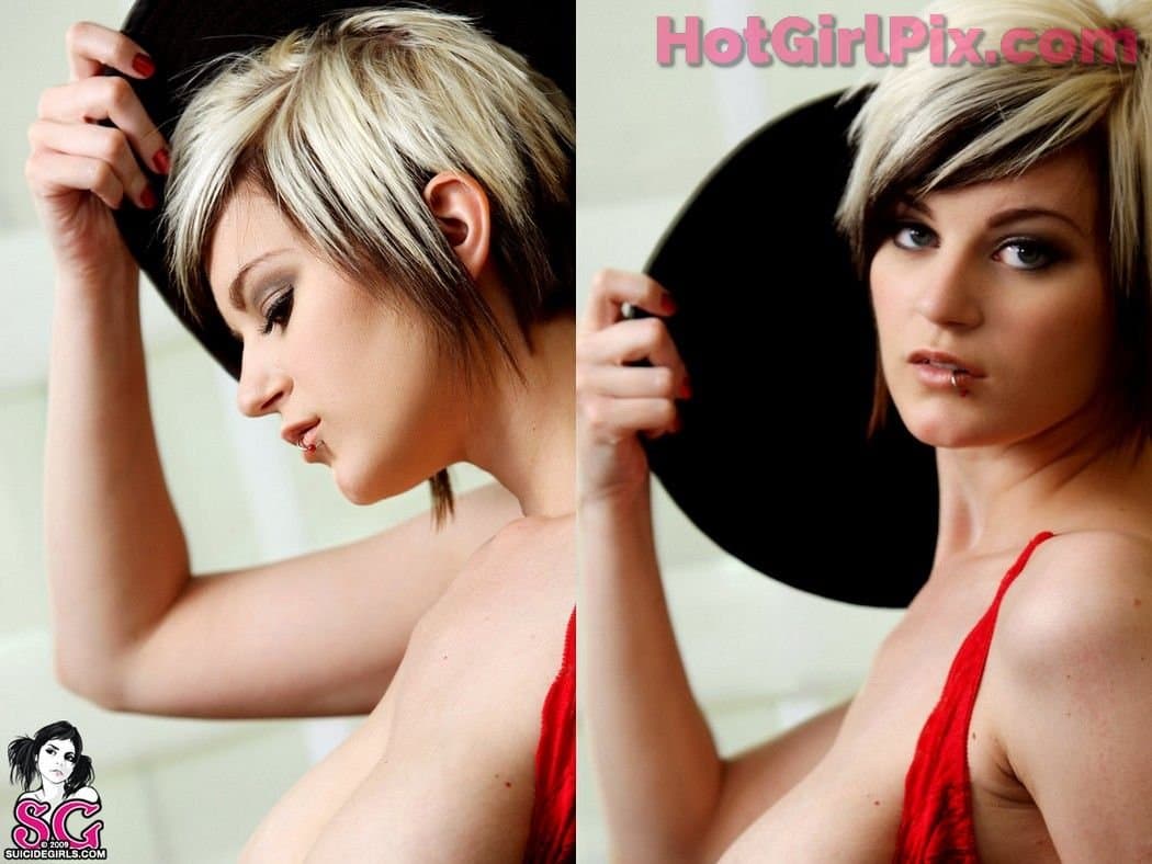 Ember - Business time (Suicide Girls)