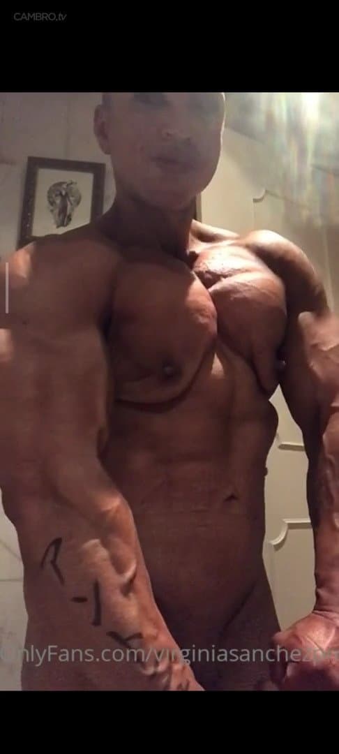 Shocking muscular nudes of Mrs Sanchez