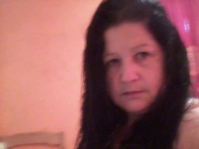 Tia Neide me pediu pra levar ela no motel para ela tirar umas fotos sexy .Eu devia ter comido ela?