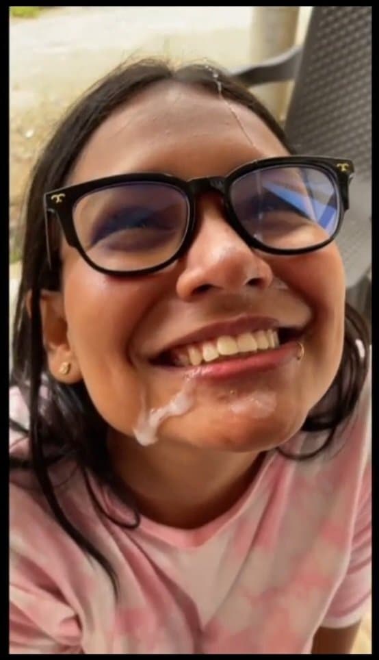 Teen colombiana mamada publico