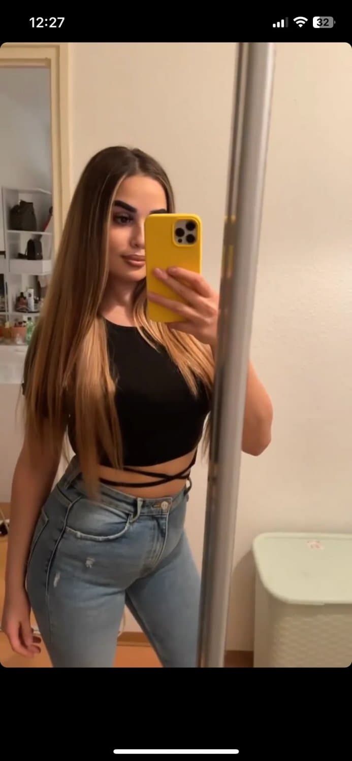 turkish girl with big lips, hot makeup and natural body gets fucked