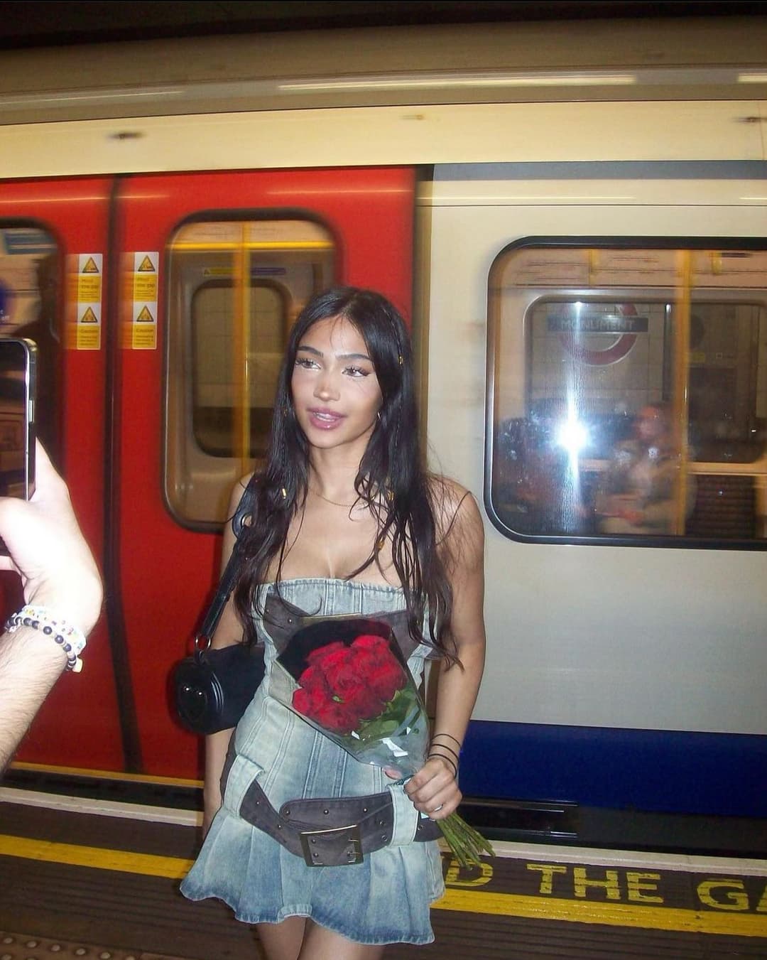 [REAL] Leaked Mixed slut takes dick