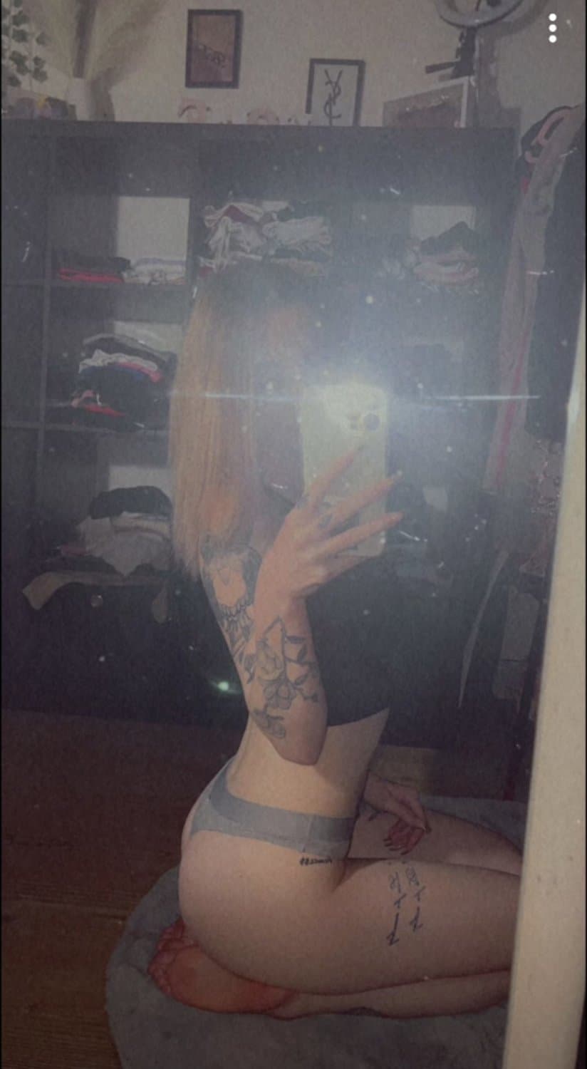 Click to view full size Sexy German irl slut Jennifer pt. 4