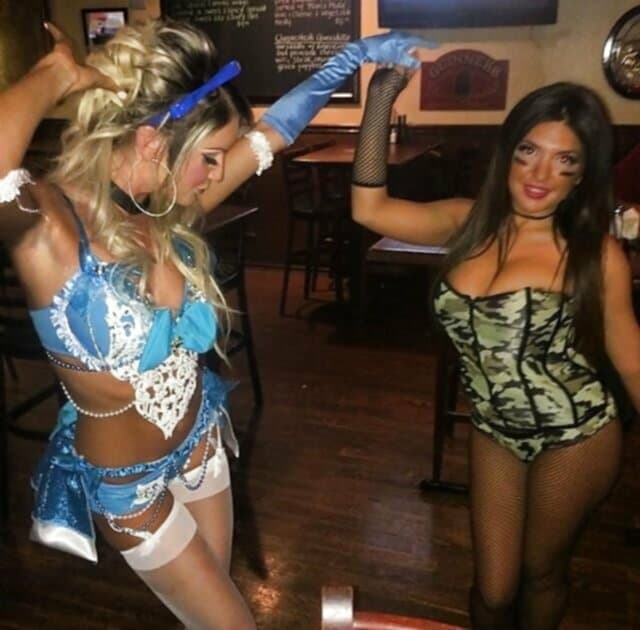 Lots of Sexy / Daring Halloween Outfits