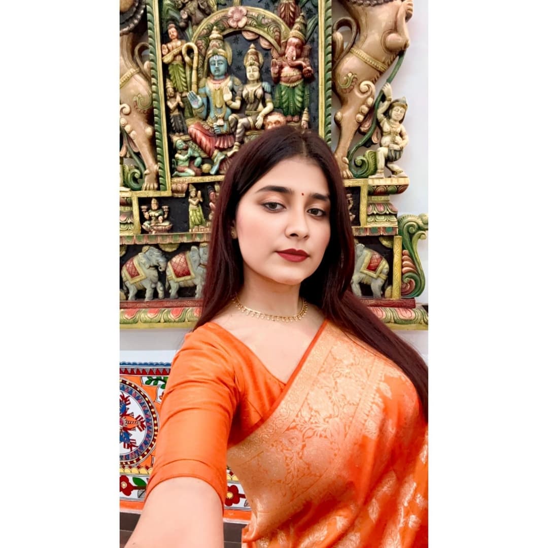 Tinder Indian Girl Leaks Videos And Photos Cute BHig boobs Busty Girl Part 2