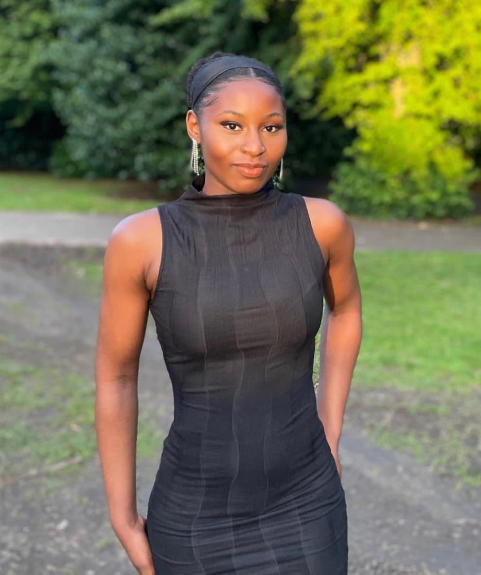 Dumb black slut used and has her nudes leaked all over the internet