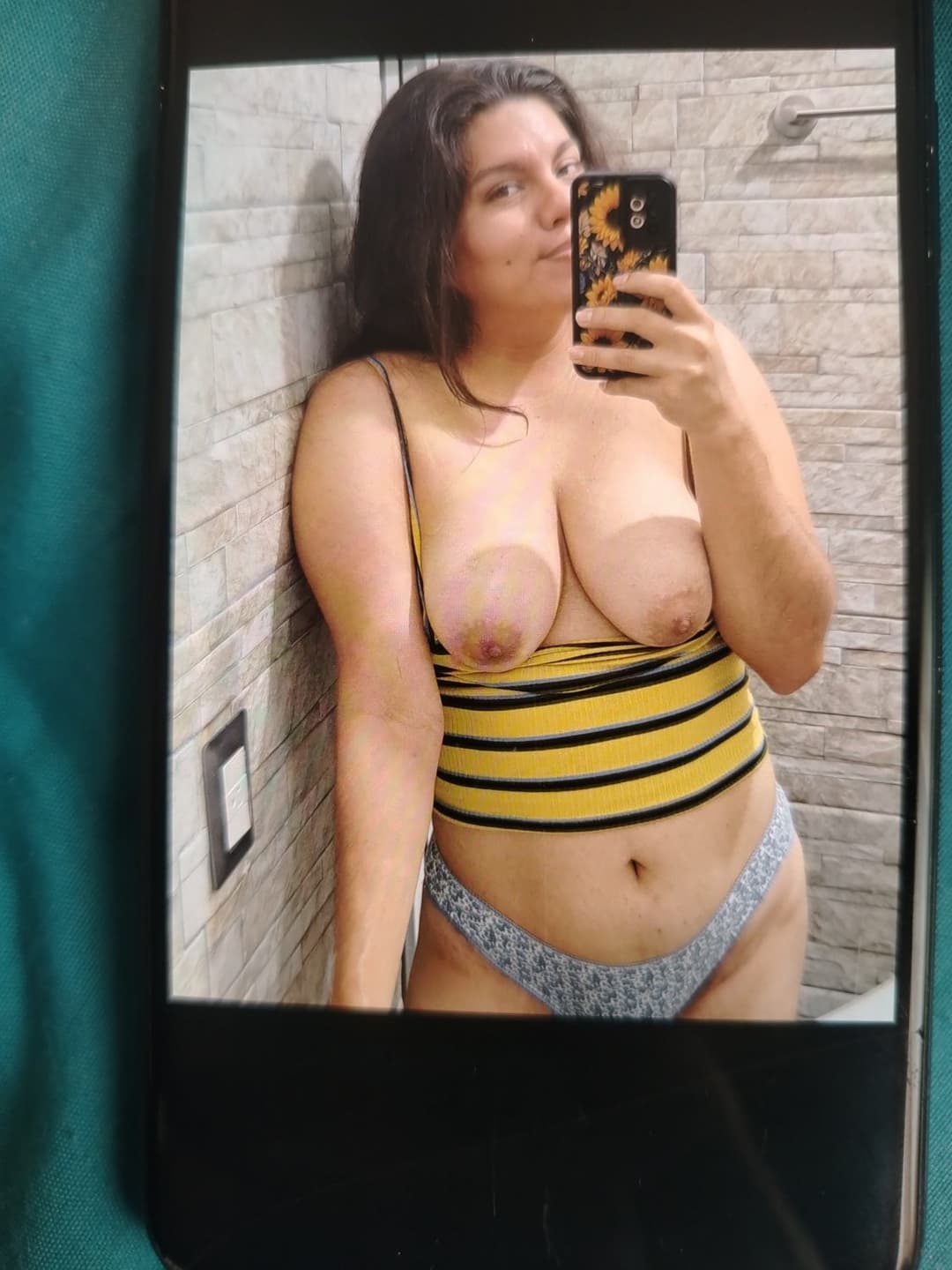 Ex Vania más actual la perra