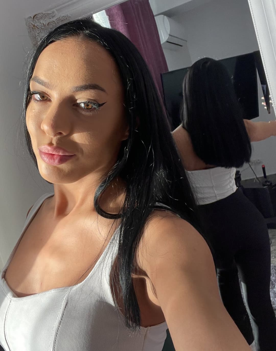 My girlfriends sexy sister