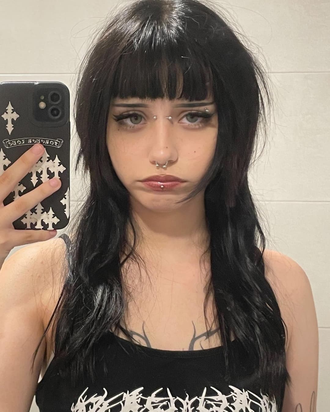 Venezuelan gothic slut