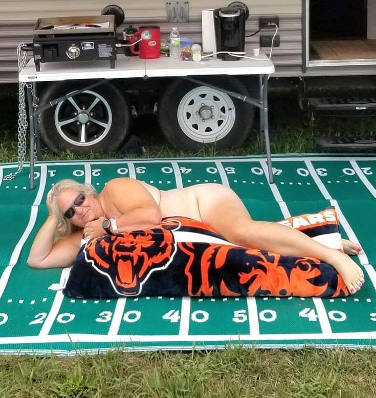 Nude female Bears fan