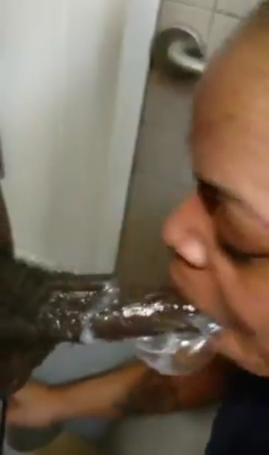 Deepthroat and Cum Bubbles ??