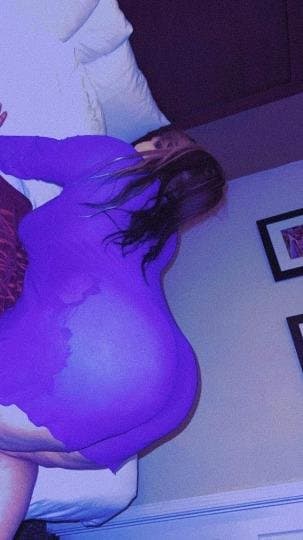 Click to view full size 100% real THICK ass big booty white Latina Guerra milf mom FOUND IN HER REAL PHONE