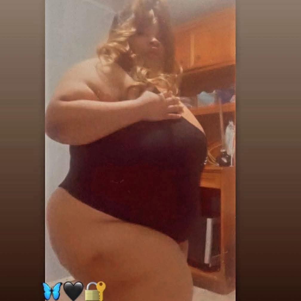 SEXY SSBBW HUGE CHUNKY BUG ASS