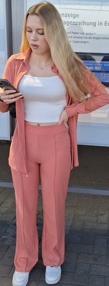 DEUTSCHE AMATEUR SCHLAMPE