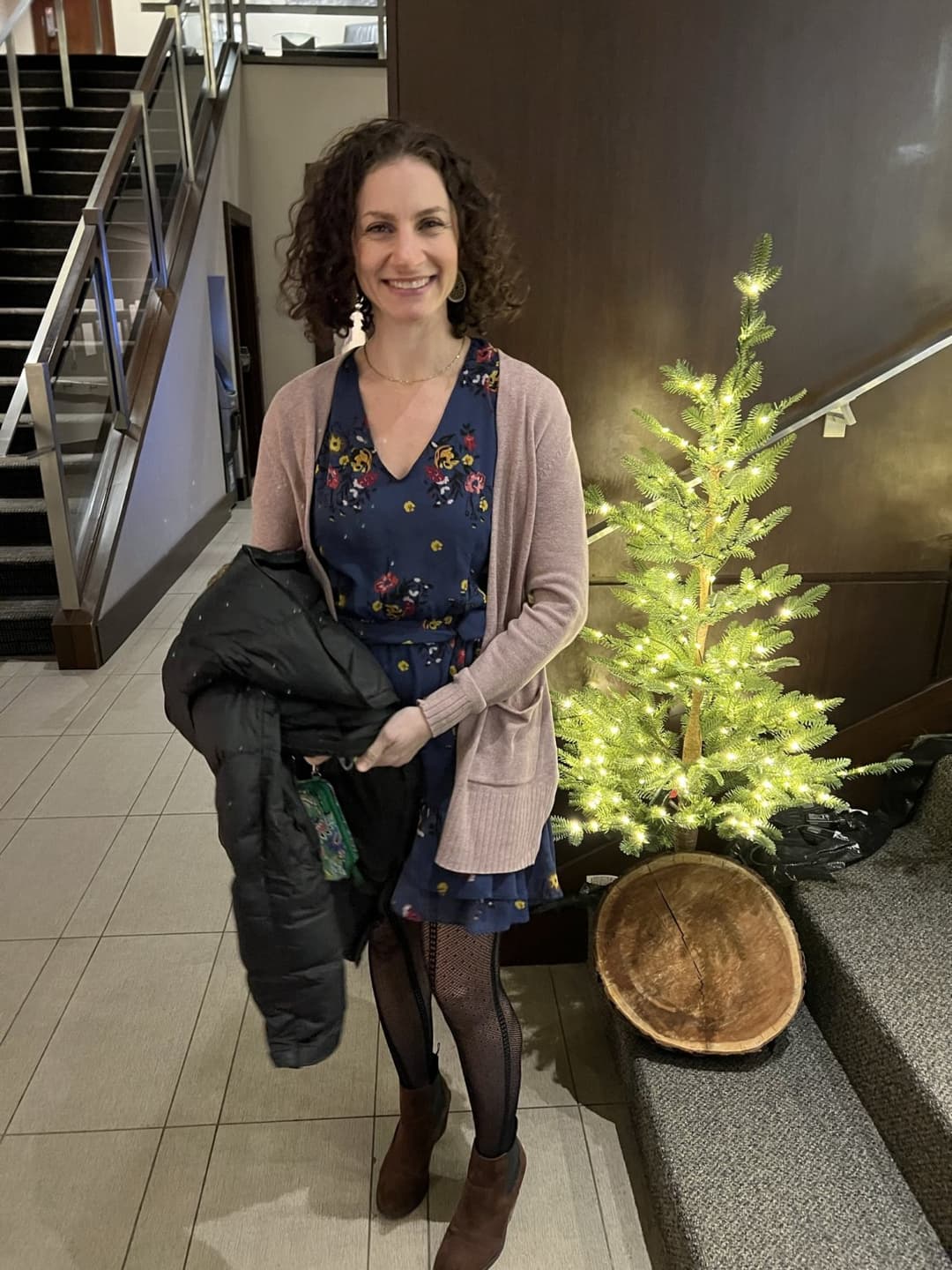 Click to view full size Anal amateur slave MILF exploited hotel porn