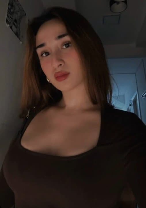 Hot BN malay social media model