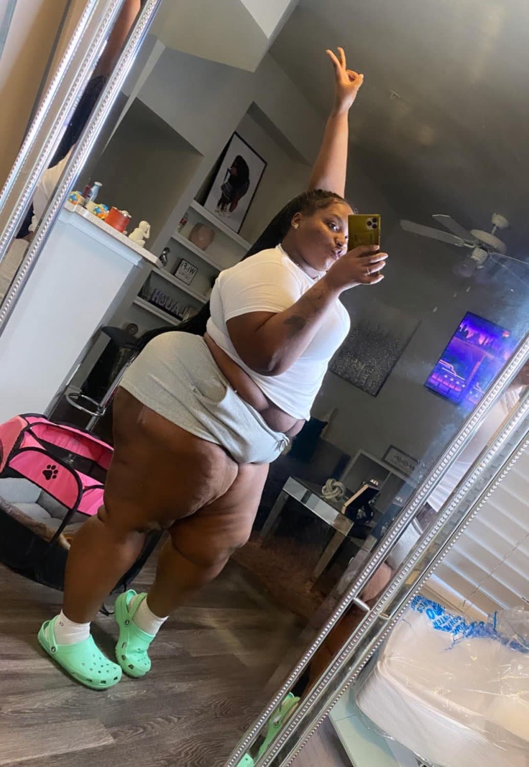 SEXY CHUNKY CHUBBY THICK CHOCOLATE EBONY BIG HUGE ASS SSBBW BBW