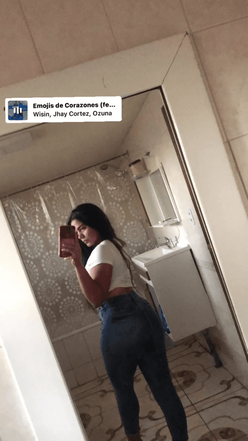 Natali tetona rica de Instagram