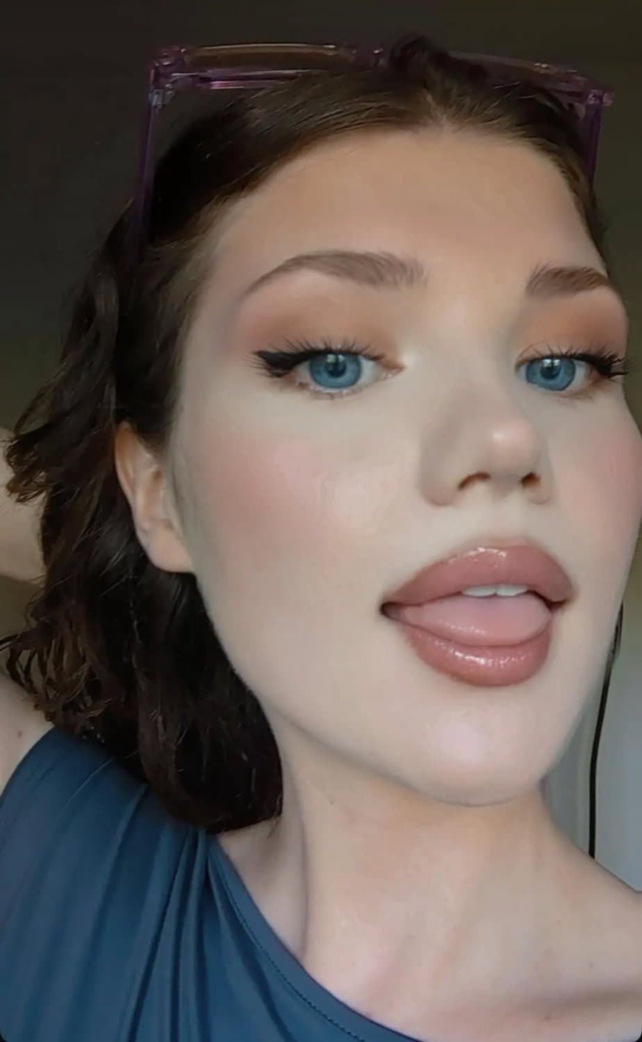 I would without a doubt impregnate every single of Charlottes holes as soon as I got the chance….