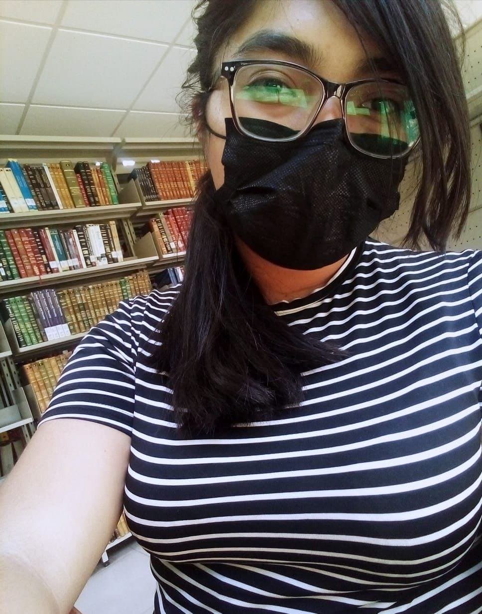 Putita de 18y con buen culo expuesta