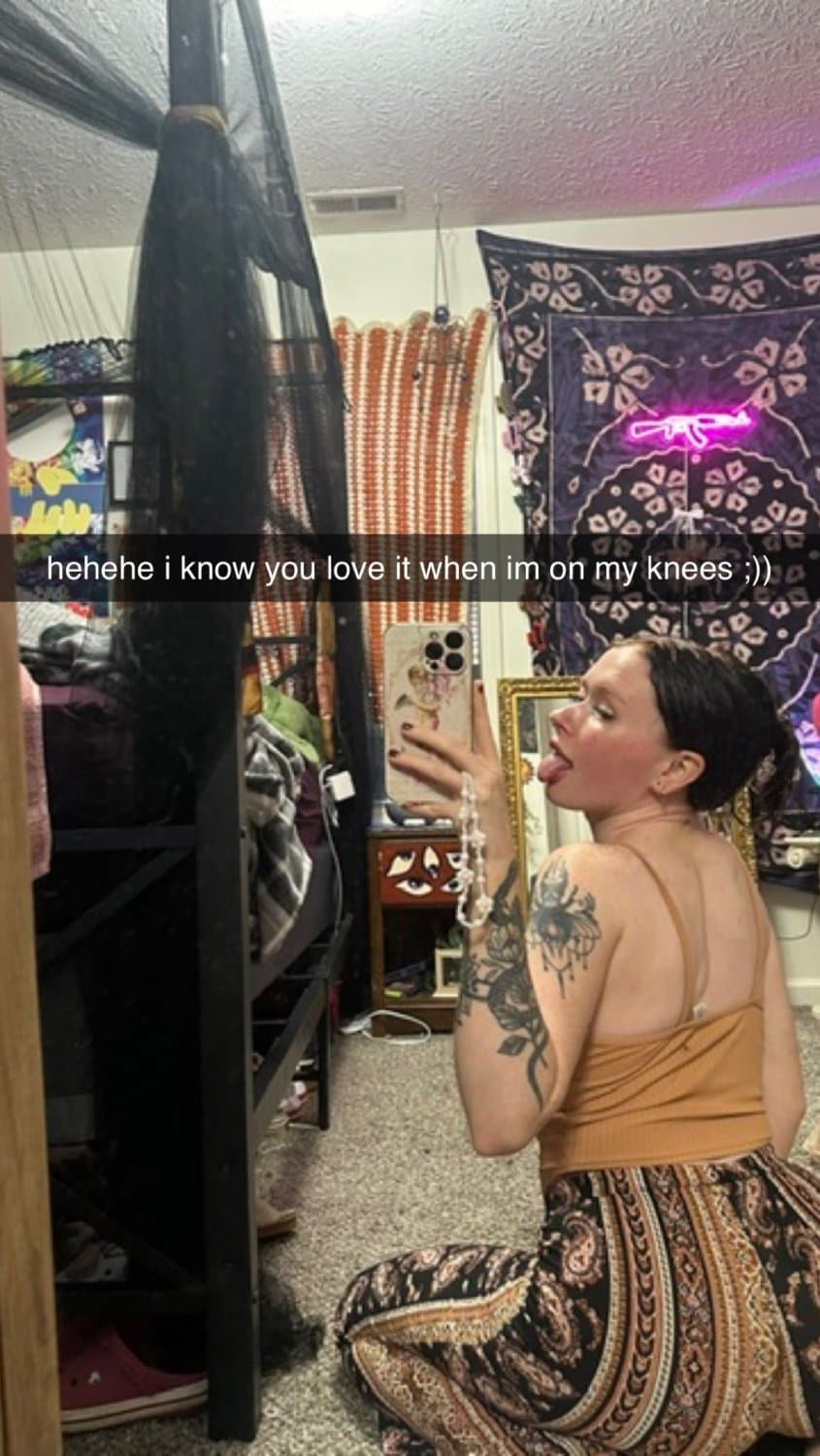 Click to view full size sexy pawg bitch cheating on her boyfriend