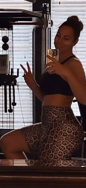 Click to view full size Texas TikTok milf Robyn Fields