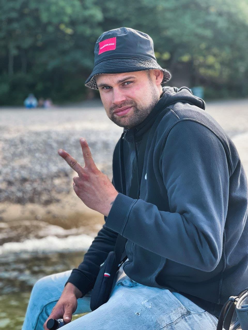 Public exposure. Rasmus Eriksen shows what a cunt he is with Dirty pictures with his friend Line on