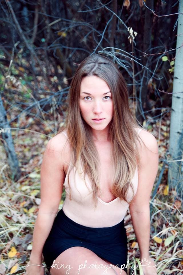 Sexy athletic trainer Hallie  showing off her tight body