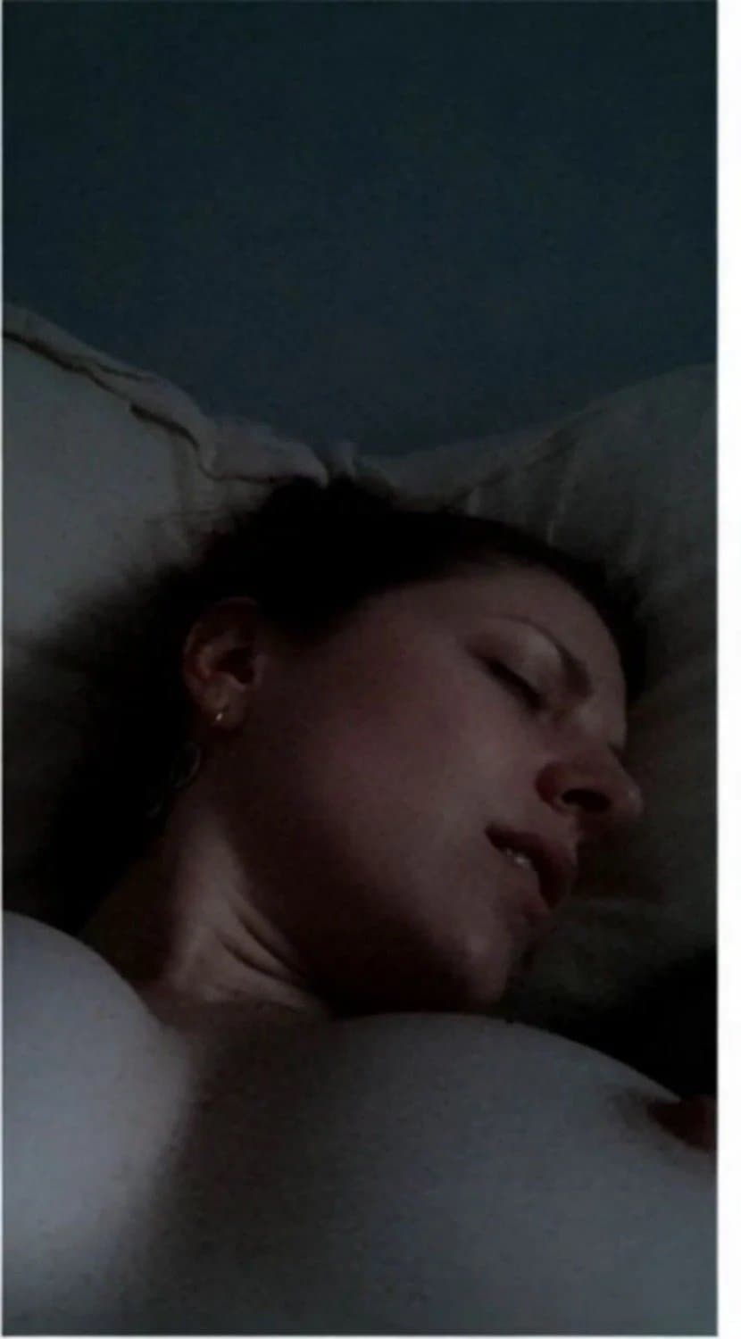 36 yo Slut massage therapist mom Crystal M