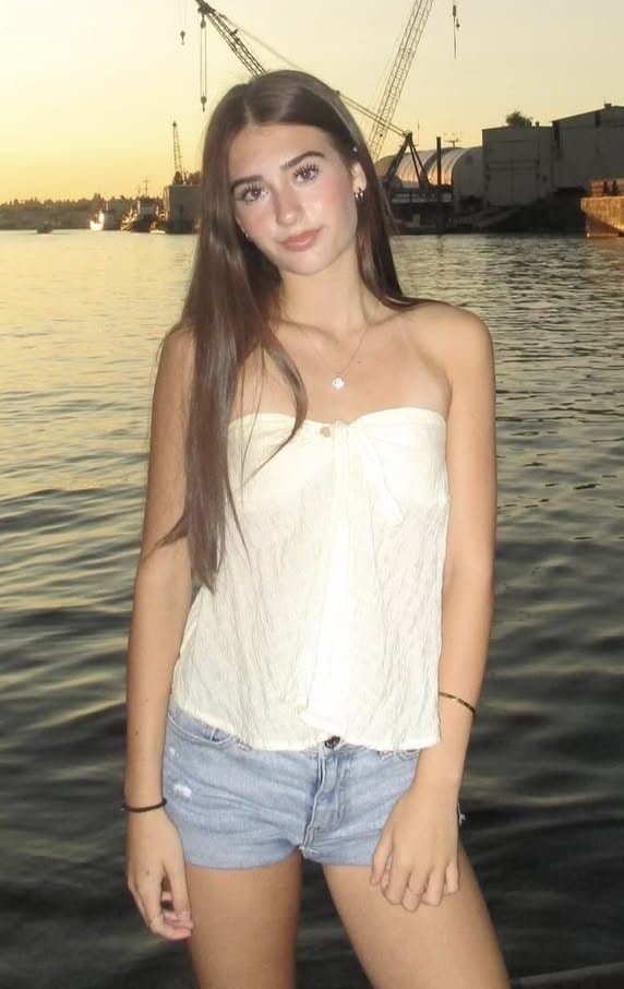 i’ve lost count of how many times my tight teen irl, emma, has made me cum