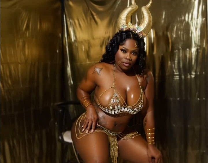 West Orlando Florida ebony bbw & Nail tech tiney sucking dick and taking backshots leaked