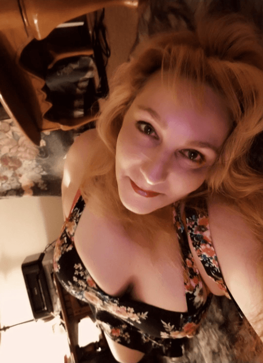 Click to view full size Melody Huge Titted Pain Slut