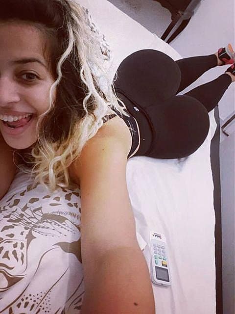 Click to view full size Heart Shaped Big Phat Ass ❤️