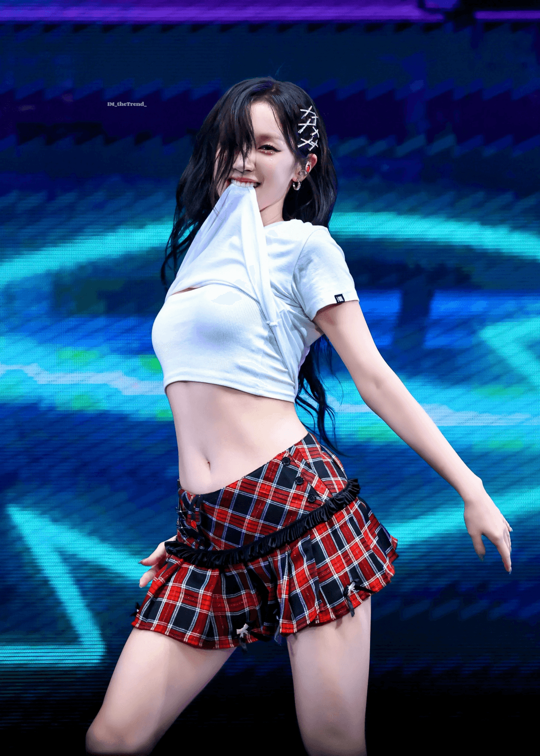 Yuqi (G-IDLE) Small Boobs/Ass KPOP Tease